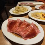 炭火焼肉ホルモン まるは - 