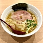 中華そば JUN-CHAN - 料理写真:中華そば醤油　ワンタン（3ケ）