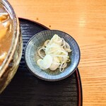 やぶ善 - 薬味の"葱"は別皿提供。