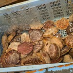 光る海 - 生簀 活ホタテ