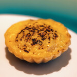 LIAISON - ランチコース 9680円 のウチワエビとバターナッツ南瓜のタルト、フォアグラのテリーヌ