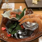 秀徳 3号店 - 酔っ払い海老　頭はミソが入ってるのでチューチュー吸います