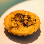 LIAISON - ランチコース 9680円 のウチワエビとバターナッツ南瓜のタルト、フォアグラのテリーヌ