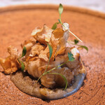 LIAISON - ランチコース 9680円 の北海道産白子のムニエル 菊芋のピューレ 北海道産のユリ根