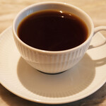 LIAISON - ランチコース 9680円 の新宿スワンプコーヒーのリニアのコーヒー