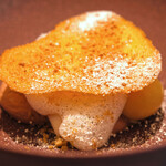 LIAISON - ランチコース 9680円 の洋梨とスパイスを使ったデザート