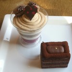 ドゥ クール ショコラ - ヴェイロン(400円)とジョン・クーパー(380円)