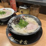 博多一幸舎 博多駅筑紫口店 - 