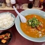 旭川ラーメン - 料理写真:味噌スタ中＋ライス大①