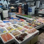 塩釜仲卸市場 マイ海鮮丼コーナー - 