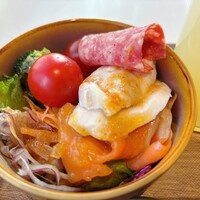 モダンチャイニーズブラッセリ― HALOW - 