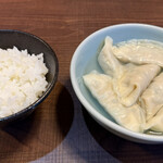 宇都宮みんみん - 料理写真:ライスと水餃子
