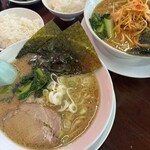 らーめん堂仙台っ子 - 料理写真:仙台っ子らーめん、ねぎらーめん