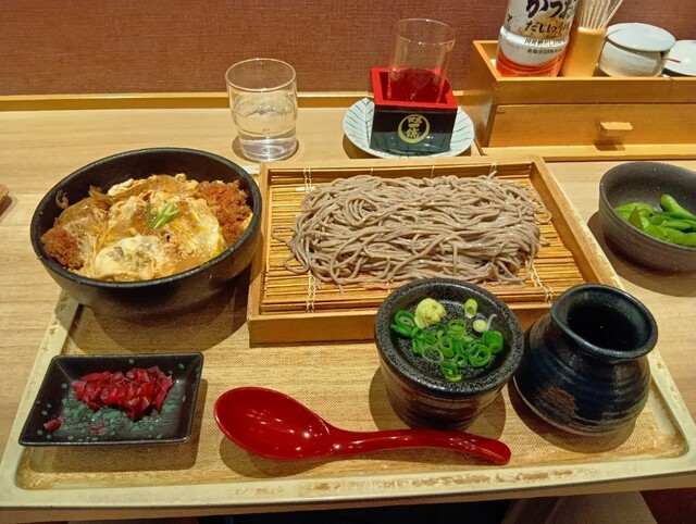 そばうどん信濃路 キーノ和歌山市駅店 - 和歌山市/そば | 食べログ