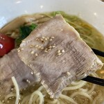 大高屋 - 塩ラーメン もつ炒めセット