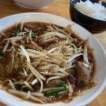 大高屋 - 塩ラーメン もつ炒めセット