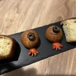 Il Lato - フォッカチャとタコパン、フォッカチャはしっとりして秀逸、タコパンはちょっとパサついてたかな