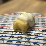 Il Lato - パウンドケーキに甘みを抑えたフレッシュクリーム、素朴だが旨い！なぜドラえもん・・