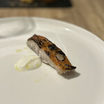 Il Lato - 銚子の金目鯛に京都のカブのホイップソース、金目鯛は香ばしく旨みが強い、ソースは軽く優しい甘み、魚が強いのでもっとソースの量が欲しかった