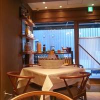 Terres de Truffes, Tokyo - 落ち着く店内