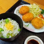 花ぶさ - カニクリームコロッケと御飯セット