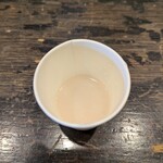 炎神 - サービスの杏仁豆腐味の甘酒