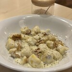 ビンチェ - 胡桃がアクセント、ブルーチーズのニョッキ