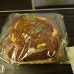 亀十 - 黒あんどらやき430円。