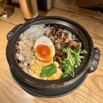 鶏と魚と炭火焼き 燈 - 