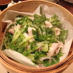 和食　貴山 - 三元豚と九条ねぎのセイロ蒸し（自家製おろしポン酢で）（１，０８０円）２０１３年７月（らるふの料理）