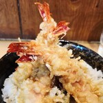 天丼ふじ - 海老の勇姿。