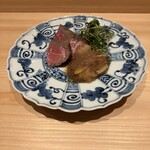 大月 - 和牛　黄ニラおろし