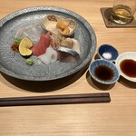 大月 - お造り　うに　白海老　てっさ　本鮪　〆鯖　つぶ貝