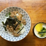 はち八 - 2026.02.01 (日)    鳥めし　660円（税込）