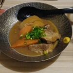 黒豚しゃぶしゃぶと溶岩焼きが 自慢の居酒屋 くろ屋 - 