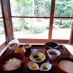 依水園　三秀 - 