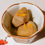 鮨やまか - 里芋の煮物
