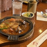 洋食屋 New 狸 - タンシチュー