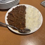 炭火焼肉ホルモン まるは - 