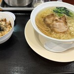 新宿めんや風花 - 