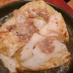 YONA YONA BEER WORKS - アンチョビバター蒸しキャベ ツ