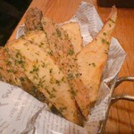 YONA YONA BEER WORKS 新宿東口店 - メークインのフライドポテト 青のりコンソメ