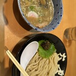 六厘舎 東京駅東京ラーメンストリート - 