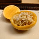 緒方 - 静岡産の蟹とレモン(広島県産のアールレモネ)