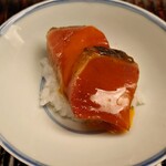 緒方 - マグロ漬け丼(少なめ)