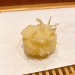 天婦羅 みやしろ - 肝ソースの中に入れる揚げお結び