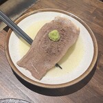 新宿思い出横丁 牛タンいろ葉 - 