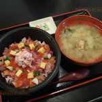 能登の味処 漁師屋 - バラちらし丼