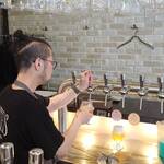 ブラッセルズ 大手町店 - 