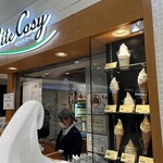 ミルク&パフェ よつ葉ホワイトコージ 新千歳空港店 - 